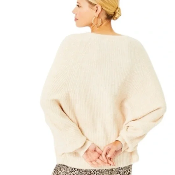 NWT Lilly Pulitzer Relaxed Fit Arienza Sweater Batwing Sleeves Cream Color Sz M - Picture 5 of 16